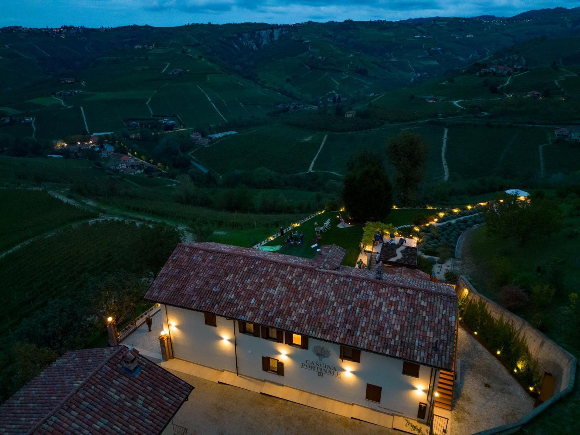 Вілла Cascina Portinale 8 Альба Екстер'єр фото
